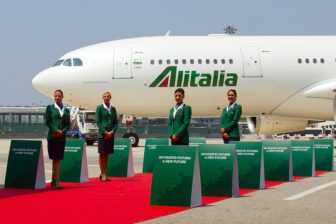 Guvernul italian vrea sa renationalizeze compania aeriana Alitalia