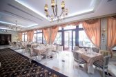 Hotelul Central din Arad este scos la vânzare
