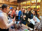 Vinurile moldovenești la Hedonism Wines în Londra