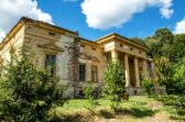 Castelul Konopi din Arad, la vânzare pentru 395 mii EUR