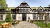 Familia Regală vinde Hotelul Furnica pentru 3,7 mil. EUR