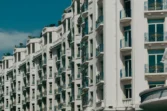 AI predictiv pentru optimizarea rezervărilor hoteliere